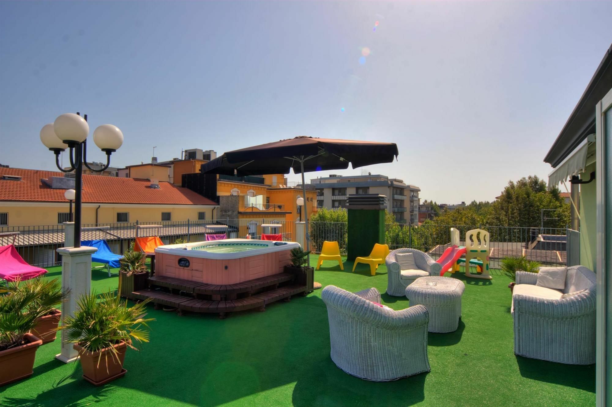 Residence Divina Rimini Luaran gambar