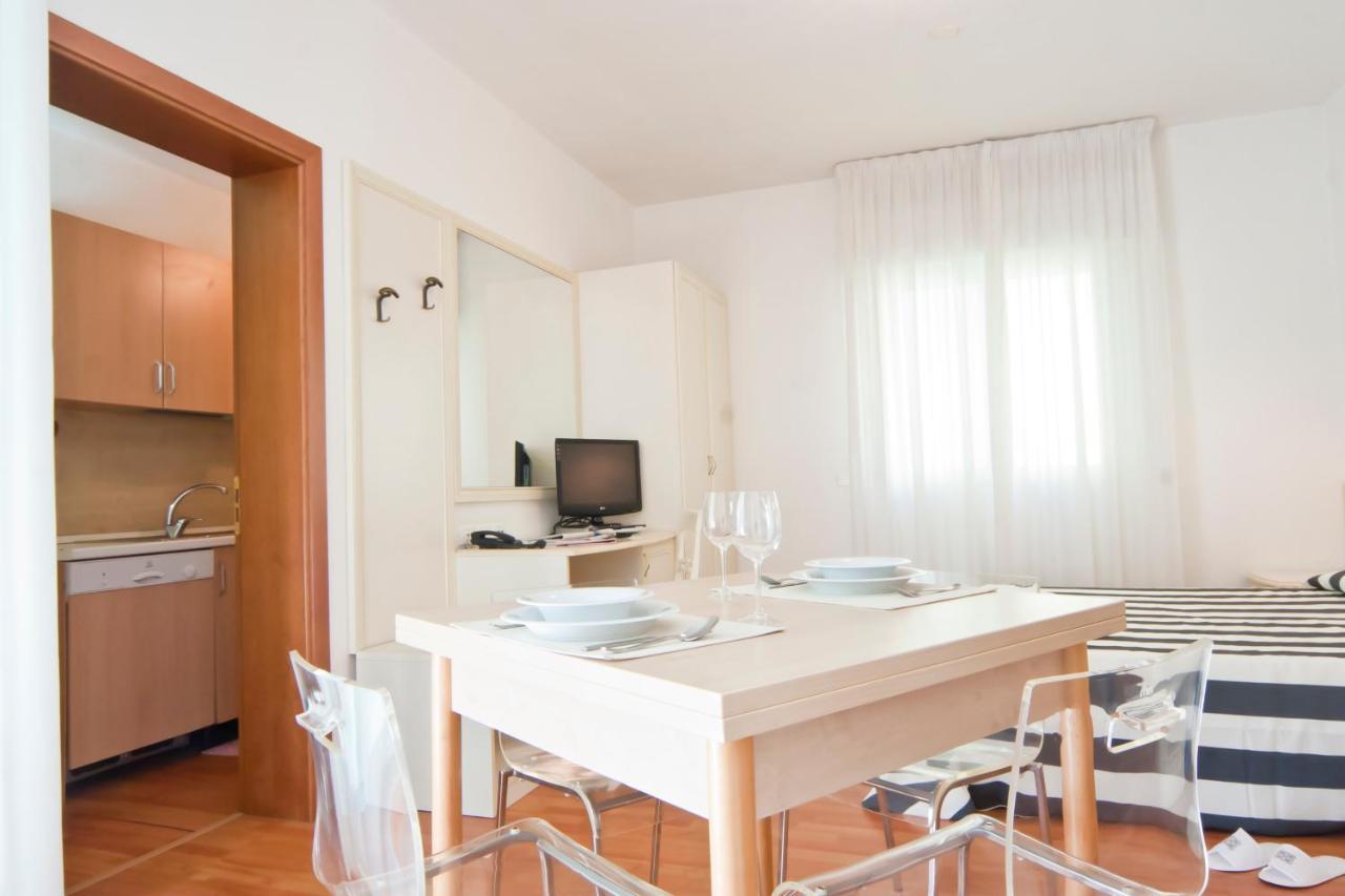 Residence Divina Rimini Bilik gambar